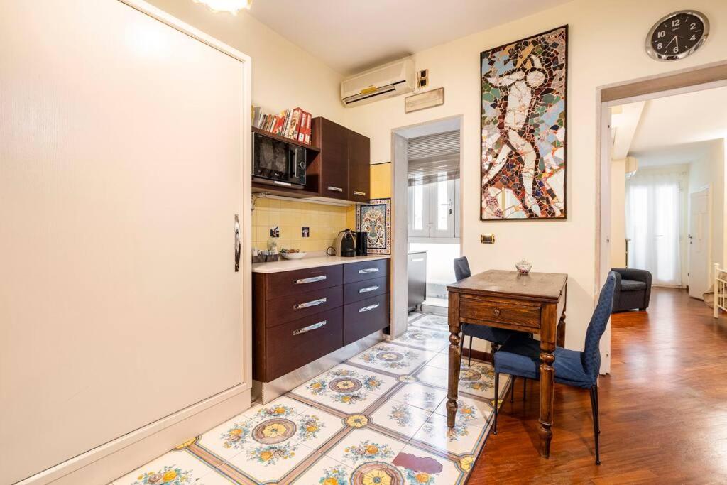 Araba Fenice Apartments - Bari Centro Exterior photo