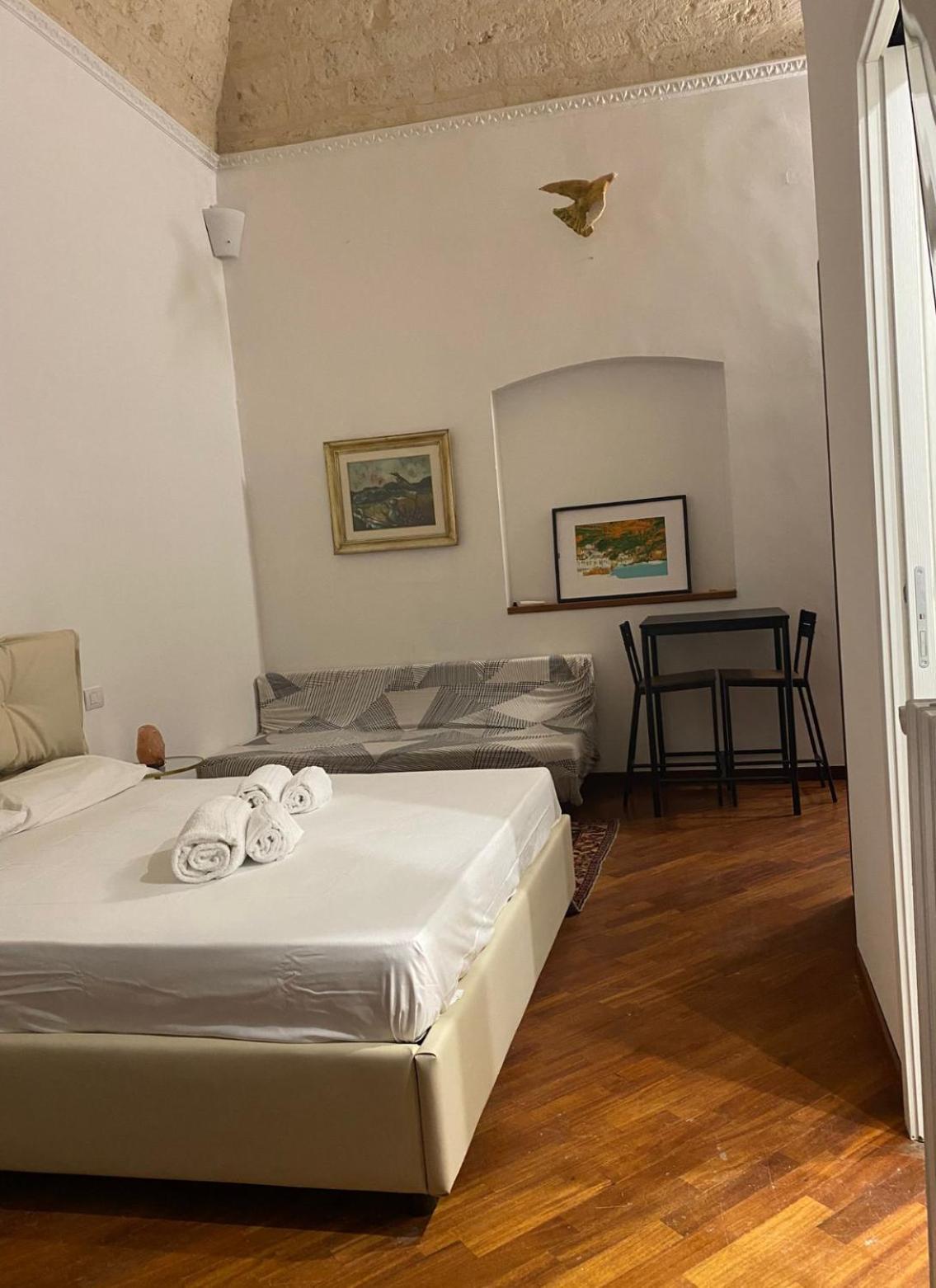 Araba Fenice Apartments - Bari Centro Exterior photo